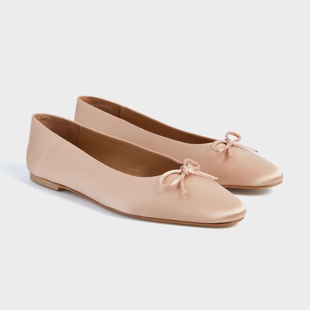 FLATTERED SATIN ROSE BALLET FLATS